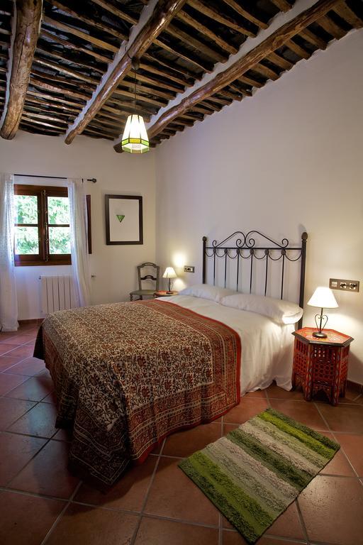 Casa Carole - 3 Bedroom Luxury Apartment Bubion Room photo